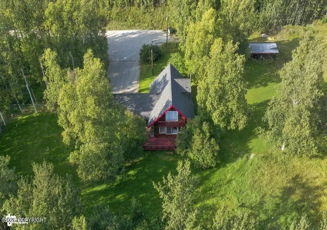 Photo 3 of Sale Pending at 3900 E Mark Dr, Wasilla, AK 99654 | MLS# 26-11413 | Listing updated on 2026-09-17