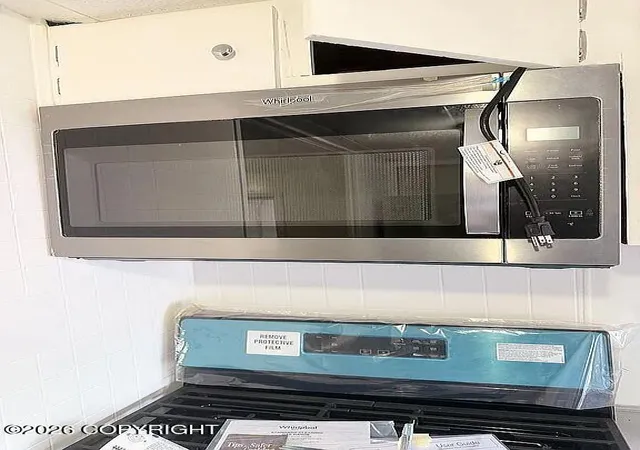 Photo 4 of Manufactured home for sale at 1200 W Dimond Blvd #1408, Anchorage, AK 99515 | MLS# 26-11693 | Listing updated on 2026-10-17