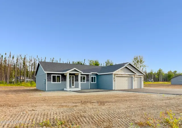 Photo 3 of Single family home for sale at 696 W Wood Star Dr, Wasilla, AK 99654 | MLS# 26-11431 | Listing updated on 2026-09-11