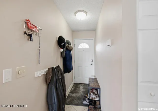 Photo 3 of Condo for sale at 400 E 24th Avenue #25, Anchorage, AK 99503 | MLS# 26-11451 | Listing updated on 2026-09-08