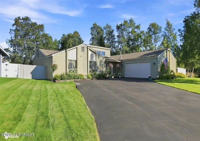 Photo 2 of Single family home for sale at 3570 Admiralty Bay Dr, Anchorage, AK 99515 | MLS# 26-11550 | Listing updated on 2026-09-14