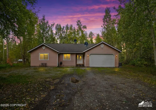 Photo 1 of Single family home for sale at 4600 S Navigators Cir, Wasilla, AK 99623 | MLS# 26-11557 | Listing updated on 2026-10-04