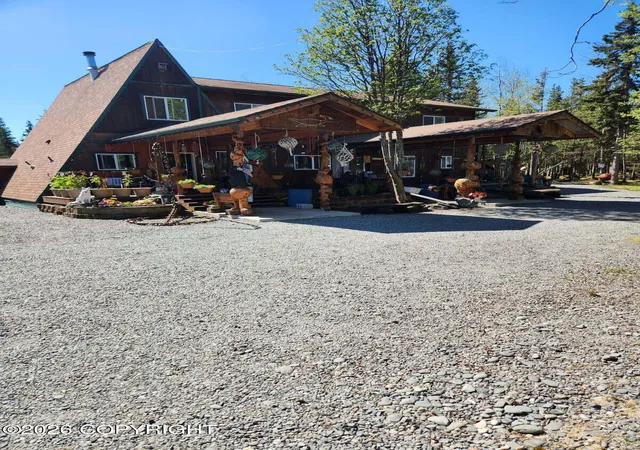 Photo 2 of Single family home for sale at 21055 Earl Ct, Kasilof, AK 99610 | MLS# 26-11979 | Listing updated on 2026-09-22