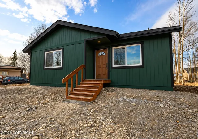 Photo 1 of Sale Pending at 8315 W Mallard Ln, Wasilla, AK 99623 | MLS# 26-11596 | Listing updated on 2026-09-08