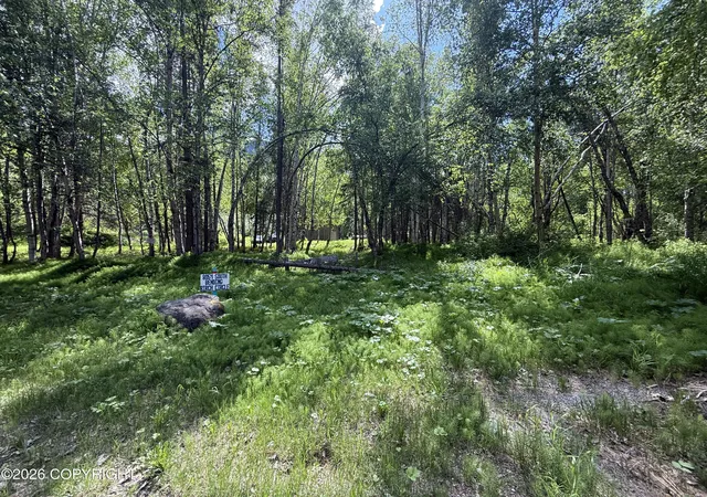 Photo 3 of Single family home for sale at 8054 S Bending Birch Cir, Palmer, AK 99645 | MLS# 26-11833 | Listing updated on 2026-10-01