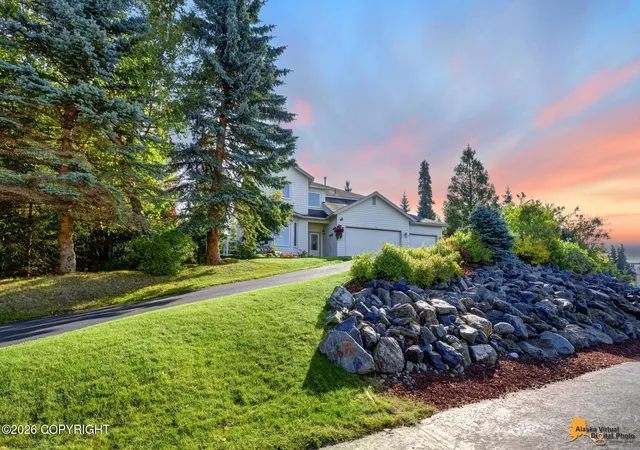 Photo 4 of Sale Pending at 15721 Noble Point Dr, Anchorage, AK 99516 | MLS# 26-11608 | Listing updated on 2026-10-17
