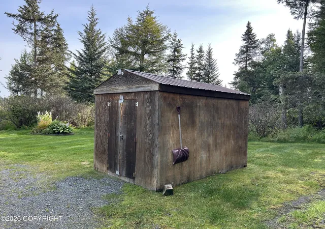 Photo 4 of Single family home for sale at 39952 Old Sterling Hwy, Anchor Point, AK 99556 | MLS# 26-11666 | Listing updated on 2026-09-14