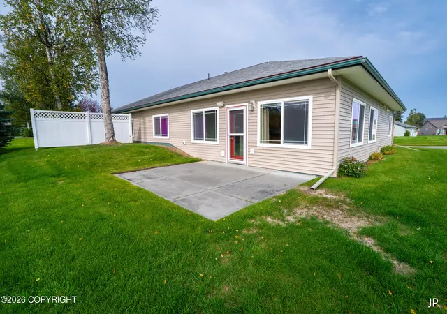Photo 4 of Single family home for sale at 281 W London Rose Cir, Soldotna, AK 99669 | MLS# 26-11717 | Listing updated on 2026-09-14