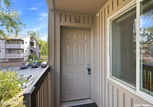 Photo 2 of Condo for sale at 5687 Denali St #E, Anchorage, AK 99518 | MLS# 26-11700 | Listing updated on 2026-09-11