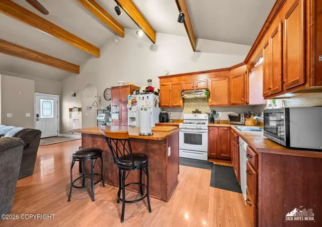 Photo 4 of Single family home for sale at 1204 S Vermillion Dr, Palmer, AK 99645 | MLS# 26-11784 | Listing updated on 2026-09-14