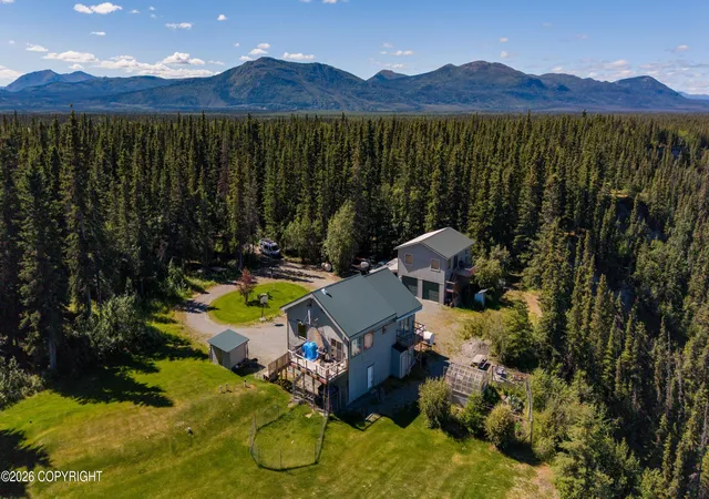 Photo 3 of Single family home for sale at Mile 47 Old Edgerton Hwy, Copper Center, AK 99573 | MLS# 26-11811 | Listing updated on 2026-09-23