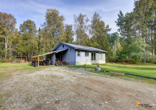Photo 2 of Single family home for sale at 10780 N Polushkin Cir, Willow, AK 99688 | MLS# 26-11810 | Listing updated on 2026-09-14