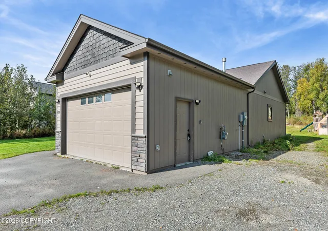 Photo 4 of Sale Pending at 4495 E Mary Martin Dr, Wasilla, AK 99654 | MLS# 26-11820 | Listing updated on 2026-09-29