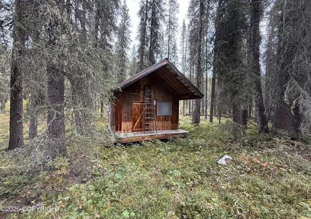 Photo 1 of Single family home for sale at 0341 Plus Trl Only Suslositna Crk, Slana, AK 99586 | MLS# 26-11898 | Listing updated on 2026-10-01