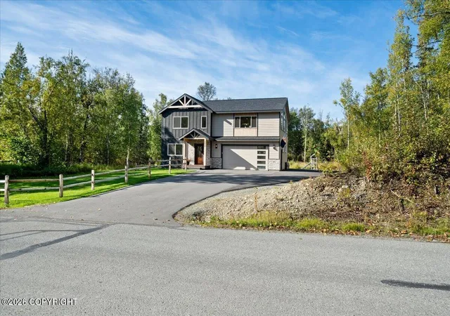 Photo 3 of Single family home for sale at 4827 E Alder Dr, Wasilla, AK 99654 | MLS# 26-11866 | Listing updated on 2026-10-18