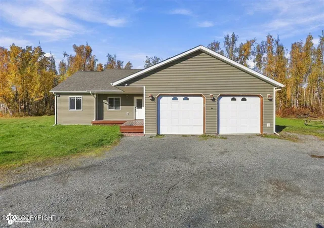 Photo 2 of Single family home for sale at 1007 W Moose Park Dr, Wasilla, AK 99654 | MLS# 26-11867 | Listing updated on 2026-10-12