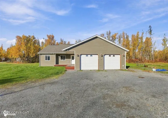 Photo 3 of Single family home for sale at 1007 W Moose Park Dr, Wasilla, AK 99654 | MLS# 26-11867 | Listing updated on 2026-10-12