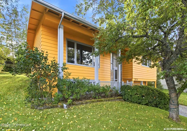 Photo 2 of Sale Pending at 3571 Stanford Dr, Anchorage, AK 99508 | MLS# 26-12004 | Listing updated on 2026-09-21
