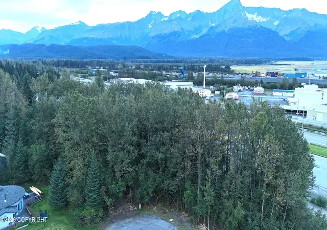 Photo 2 of Land for sale at 1812 Parks Pl, Seward, AK 99664 | MLS# 26-11871 | Listing updated on 2026-09-15