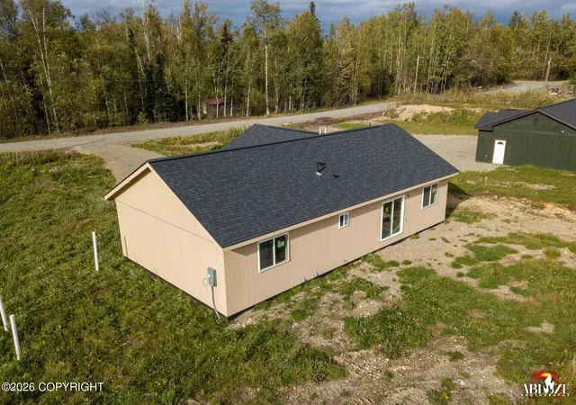 Photo 4 of Sale Pending at 11010 W Wasey Way, Big Lake, AK 99623 | MLS# 26-11918 | Listing updated on 2026-10-15