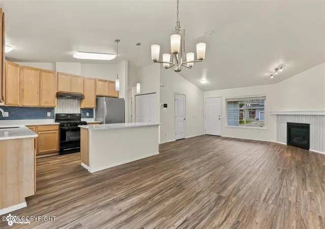 Photo 2 of Sale Pending at 5622 Big Bnd Loop, Anchorage, AK 99502 | MLS# 26-11945 | Listing updated on 2026-10-01