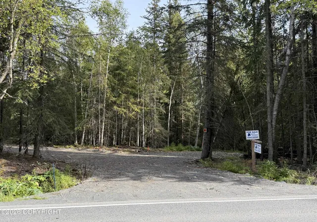 Photo 2 of Sale Pending at 33700 Seward Hwy, Moose Pass, AK 99631 | MLS# 26-11990 | Listing updated on 2026-10-10