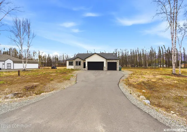 Photo 3 of Single family home for sale at 703 W Birdnest Dr, Wasilla, AK 99654 | MLS# 26-12348 | Listing updated on 2026-10-03
