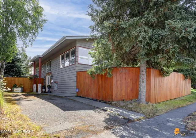 Photo 3 of Multi family home for sale at 432 W 10th Avenue, Anchorage, AK 99501 | MLS# 26-12074 | Listing updated on 2026-10-11