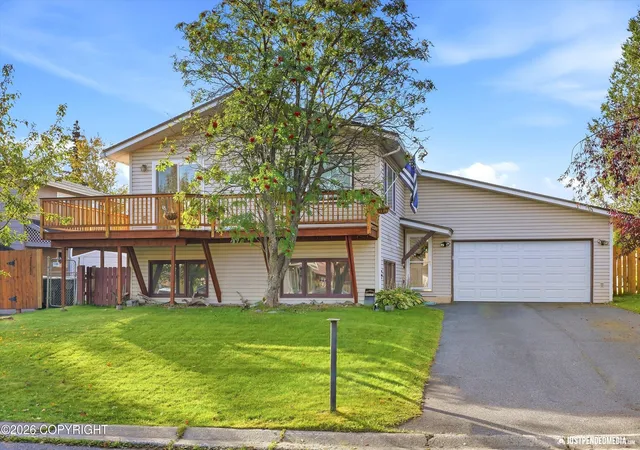 Photo 3 of Single family home for sale at 8420 Little Dipper Ave, Anchorage, AK 99504 | MLS# 26-12007 | Listing updated on 2026-10-09