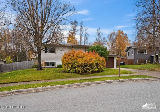 Photo 3 of Single family home for sale at 2201 Lake George Dr, Anchorage, AK 99504 | MLS# 26-12955 | Listing updated on 2026-10-16