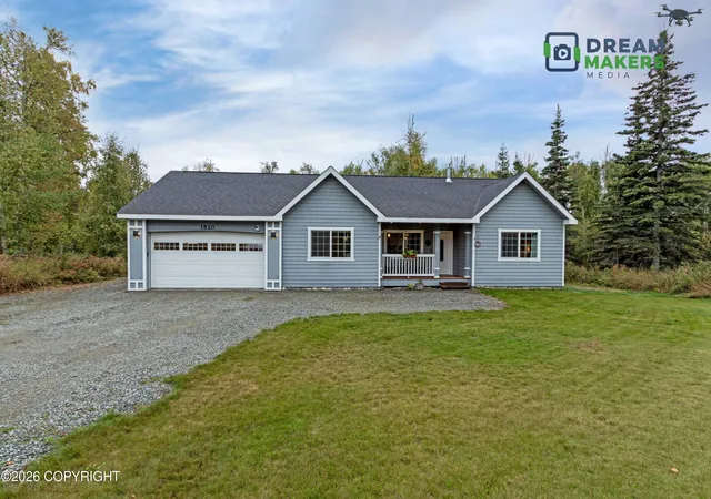 Photo 3 of Single family home for sale at 1820 S Rue De La Paix Loop, Wasilla, AK 99623 | MLS# 26-12118 | Listing updated on 2026-10-09