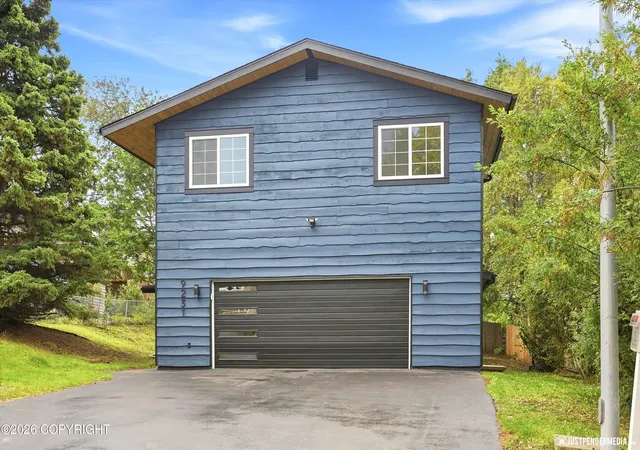 Photo 2 of Single family home for sale at 9231 Campbell Ter Dr, Anchorage, AK 99502 | MLS# 26-12076 | Listing updated on 2026-10-19