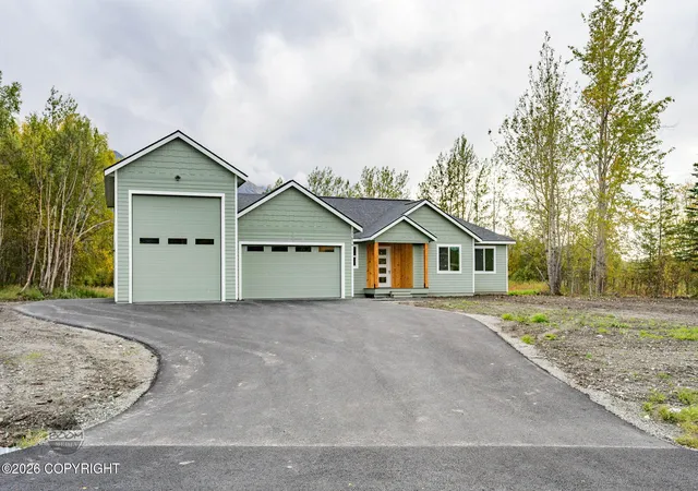 Photo 3 of Sale Pending at 15056 E Alpine Cir, Palmer, AK 99645 | MLS# 26-12070 | Listing updated on 2026-10-01