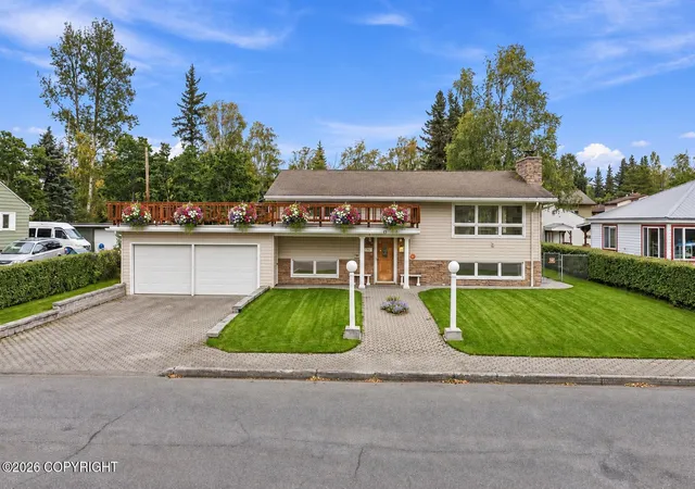 Photo 2 of Sale Pending at 2615 Galewood St, Anchorage, AK 99508 | MLS# 26-12083 | Listing updated on 2026-09-20