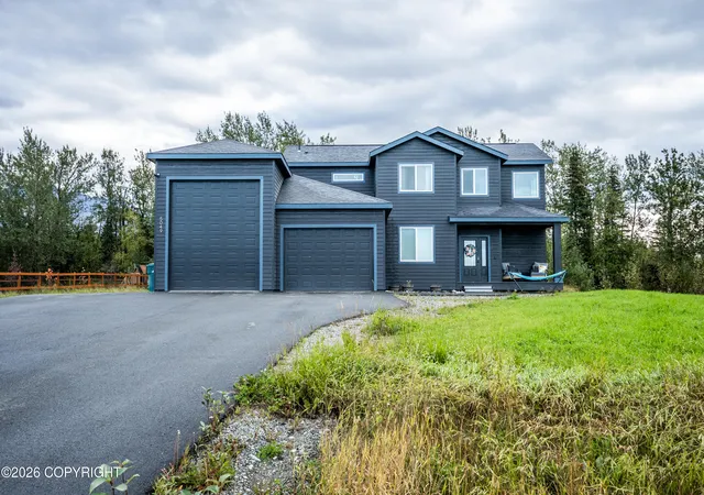 Photo 3 of Single family home for sale at 5049 S Revere St, Palmer, AK 99645 | MLS# 26-12214 | Listing updated on 2026-10-16