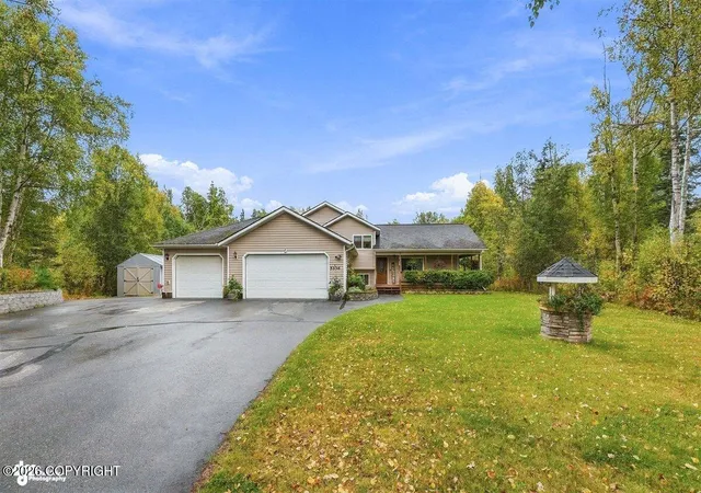 Photo 1 of Single family home for sale at 5336 E Kanoa Cir, Wasilla, AK 99654 | MLS# 26-12237 | Listing updated on 2026-10-15