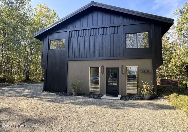 Photo 1 of Single family home for sale at 460 S August Cir, Wasilla, AK 99654 | MLS# 26-12336 | Listing updated on 2026-09-30