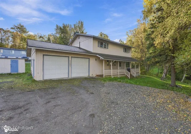 Photo 3 of Single family home for sale at 11021 Hane St, Anchorage, AK 99516 | MLS# 26-12347 | Listing updated on 2026-10-07