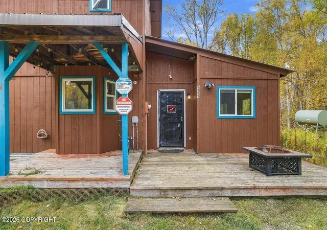 Photo 3 of Single family home for sale at 9377 N Blackie Loop, Willow, AK 99688 | MLS# 26-12507 | Listing updated on 2026-10-08