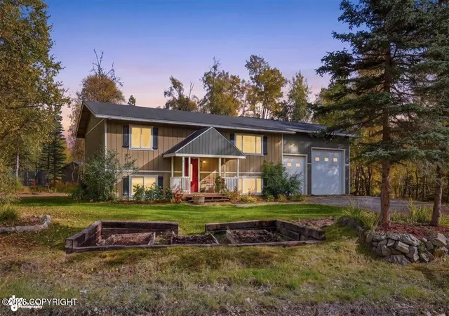 Photo 1 of Single family home for sale at 3525 N Grey Wolf Dr, Wasilla, AK 99654 | MLS# 26-12408 | Listing updated on 2026-09-28