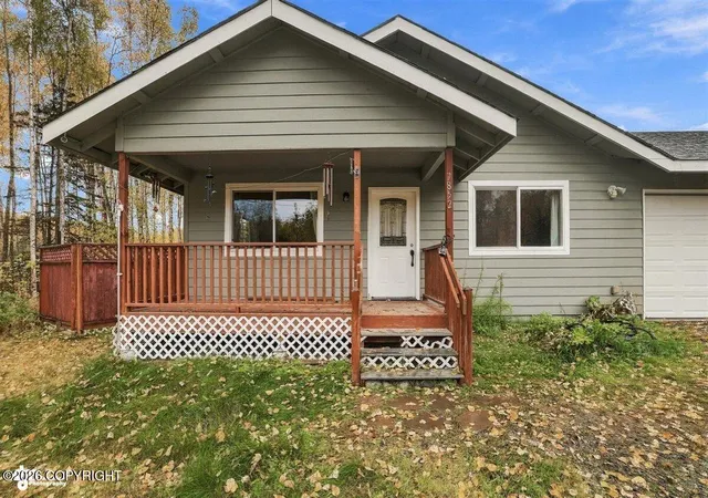 Photo 3 of Single family home for sale at 7852 S Lahti Cir, Wasilla, AK 99623 | MLS# 26-12505 | Listing updated on 2026-10-02