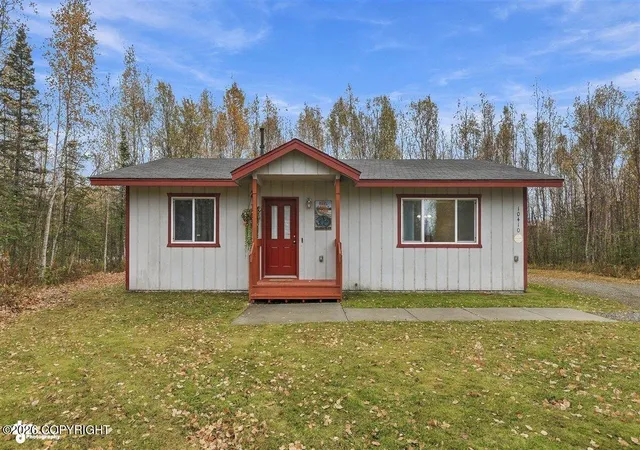 Photo 2 of Sale Pending at 10410 W Pinckney Dr, Wasilla, AK 99623 | MLS# 26-12632 | Listing updated on 2026-10-14