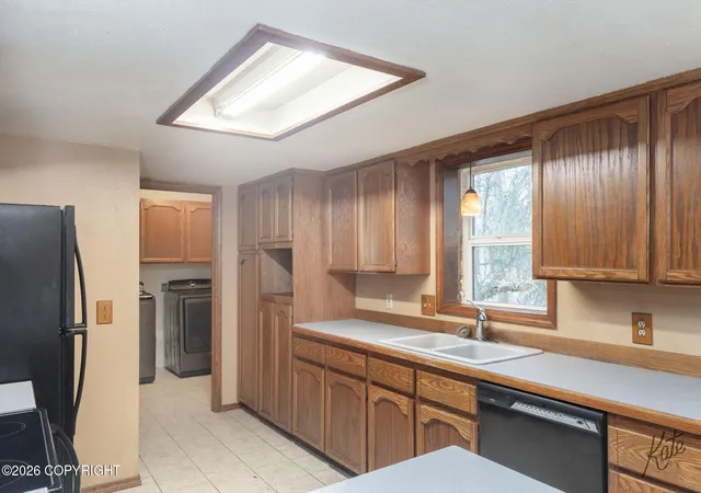 Photo 3 of Sale Pending at 1088 Eliz St, North Pole, AK 99705 | MLS# 26-12554 | Listing updated on 2026-10-21