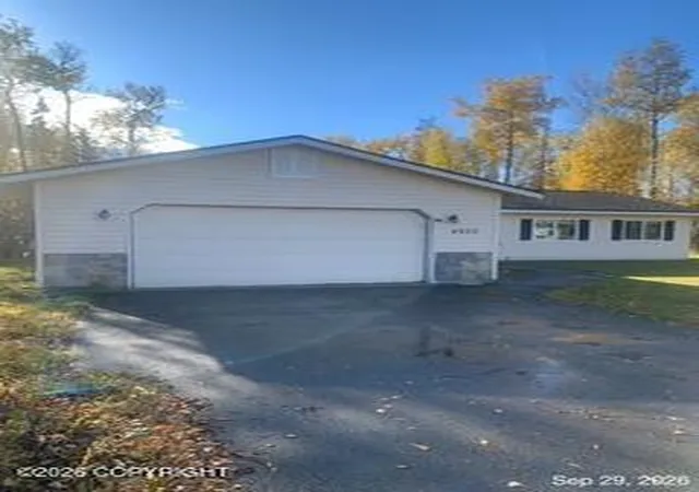 Photo 2 of Single family home for sale at 4830 W Hidden Paradise Rd, Wasilla, AK 99623 | MLS# 26-12575 | Listing updated on 2026-10-01
