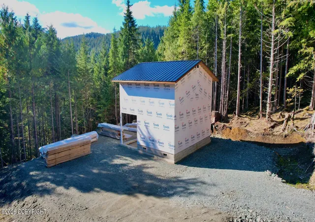 Photo 3 of Single family home for sale at 26b Alder Rd, Thorne Bay, AK 99919 | MLS# 26-12712 | Listing updated on 2026-10-06