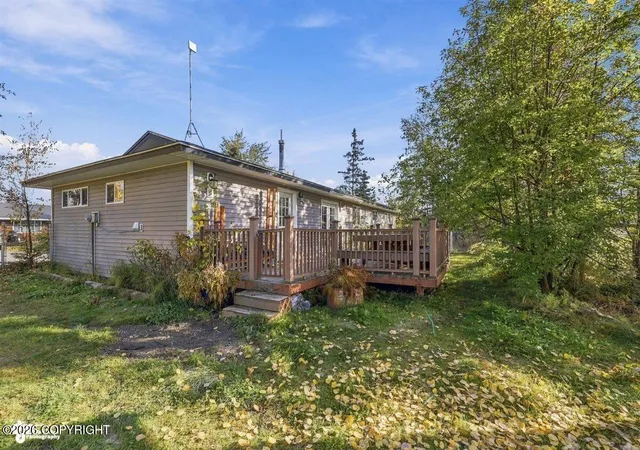 Photo 2 of Sale Pending at 387 Lupine St, Soldotna, AK 99669 | MLS# 26-12742 | Listing updated on 2026-10-19
