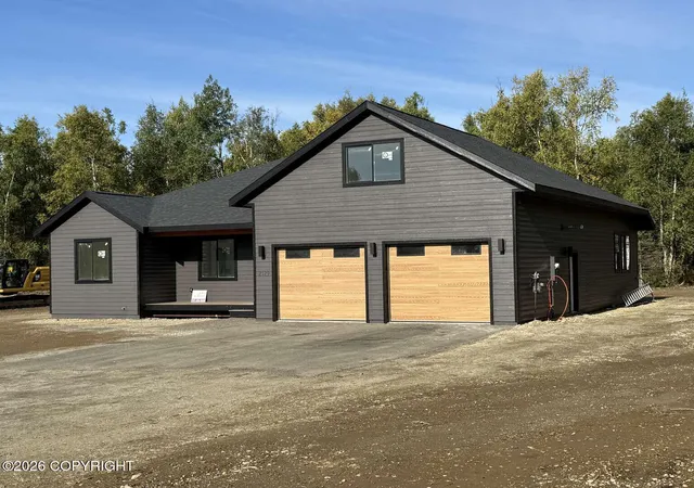 Photo 3 of Single family home for sale at 2129 W Sunlight Ln, Wasilla, AK 99654 | MLS# 26-12753 | Listing updated on 2026-10-06