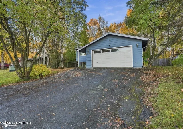 Photo 3 of Single family home for sale at 8320 Majestic Dr, Anchorage, AK 99504 | MLS# 26-12775 | Listing updated on 2026-10-08