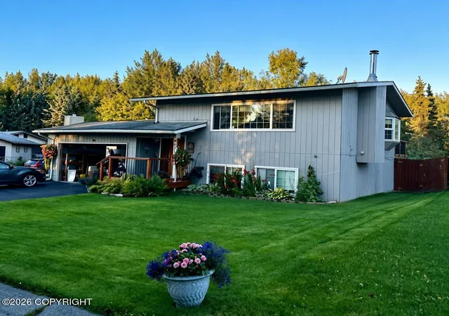 Photo 3 of Single family home for sale at 9031 Noble Cir, Anchorage, AK 99502 | MLS# 26-12837 | Listing updated on 2026-10-07