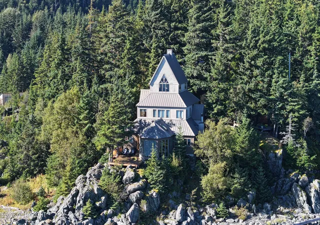 Photo 1 of Single family home for sale at 4316 Mud Bay Rd, Haines, AK 99827 | MLS# 26-13085 | Listing updated on 2026-10-16
